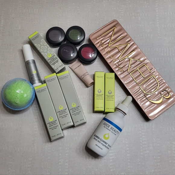 Skincare/Makeup bag! Urban Decay, Laura Mercier, Juice Beauty, Mac - Picture 1 of 10